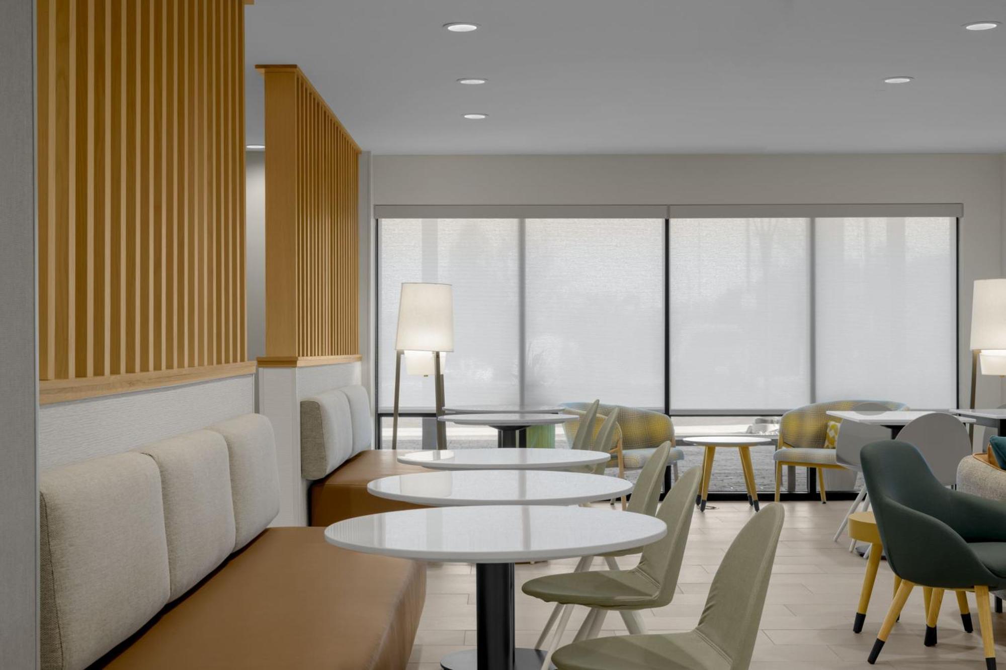 Towneplace Suites By Marriott Coeur D'Alene Exterior photo